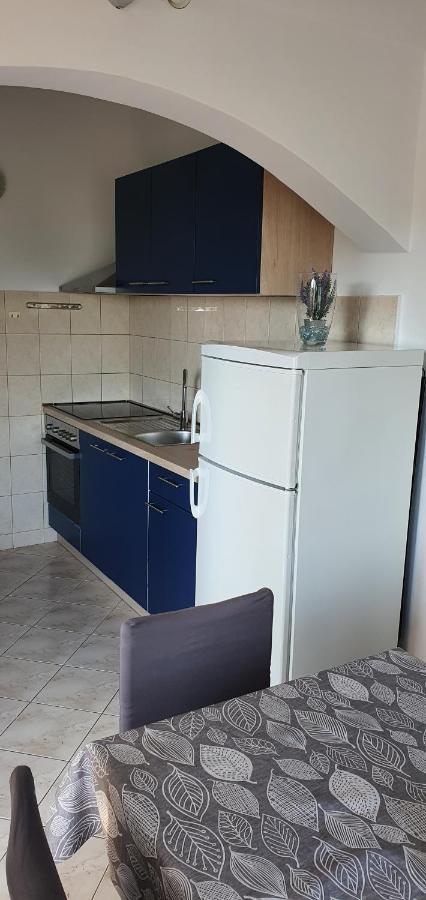 Apartments Antunovic Рогозница Экстерьер фото